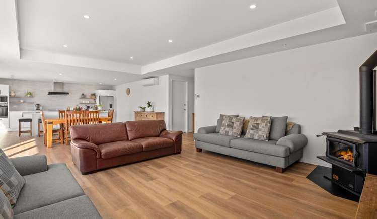 4 Skeena Way Waikerikeri_12