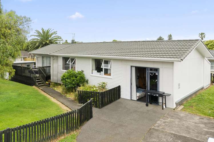 24 Ronald Place Manurewa_1
