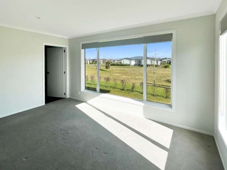 12 Bastille Court Rangatira Park_9