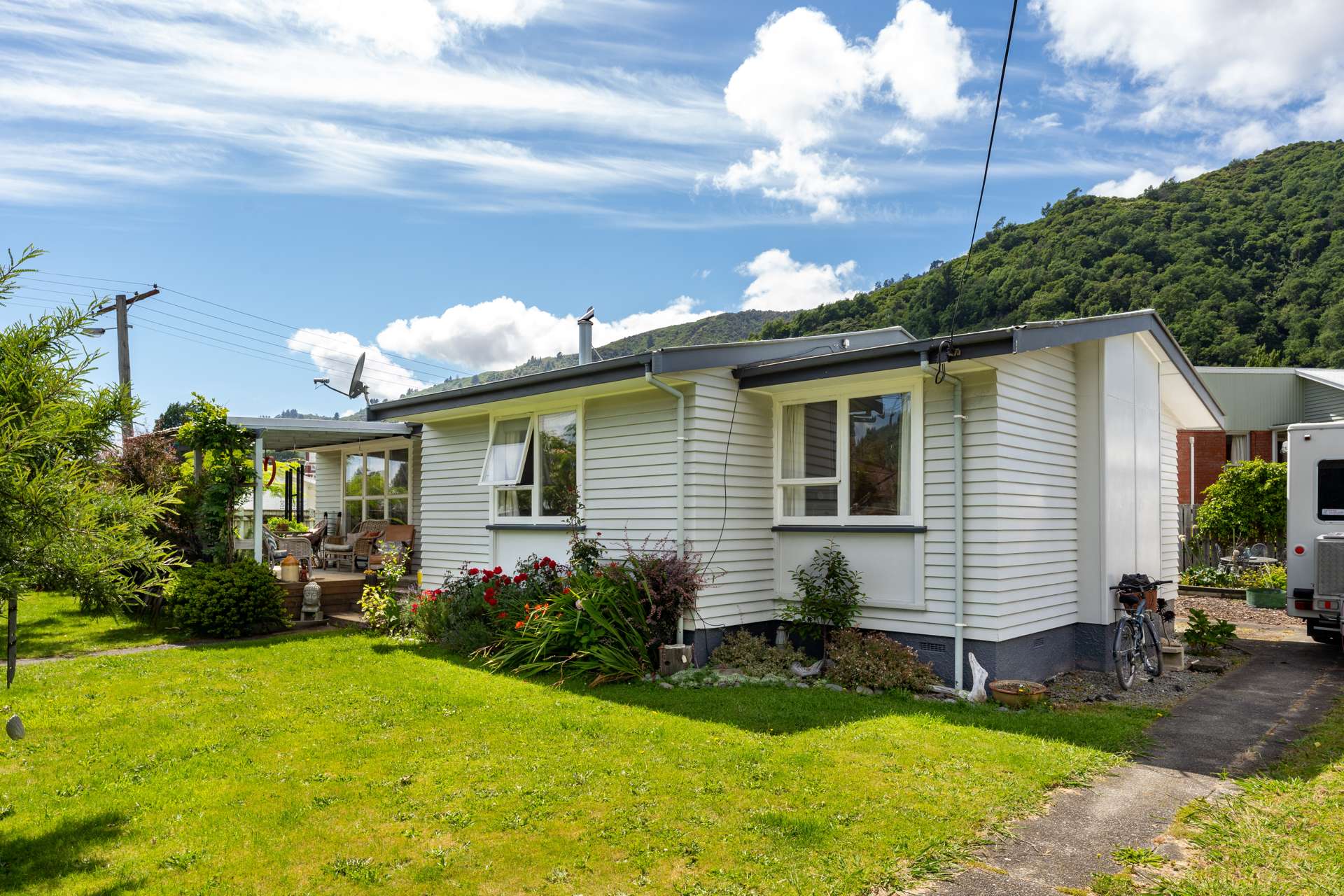 16 Wairau Road Picton_0