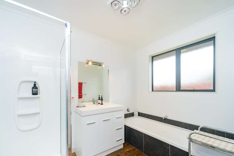 55 Liberty Grove Kelvin Grove_11