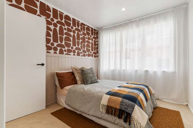 24D Clinton Avenue Te Atatu Peninsula_11