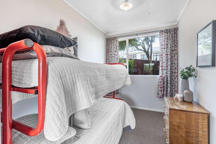 120 Walker Street Riverton_12