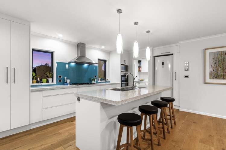 8 Phillips Drive Oropi_12