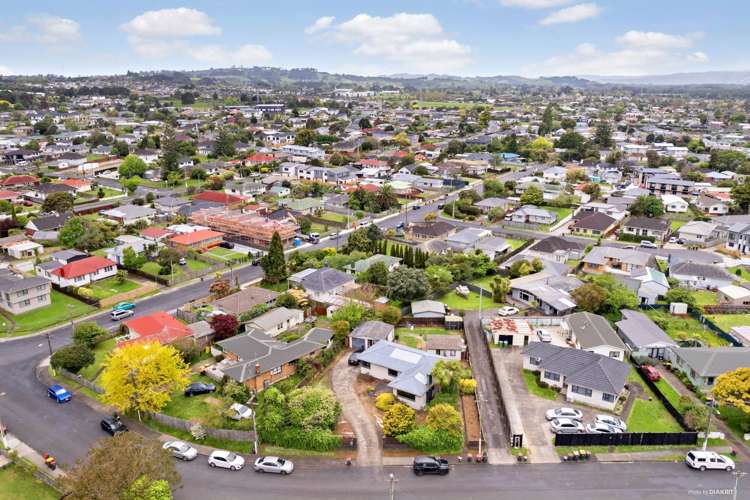 15 Lincoln Road Manurewa_15