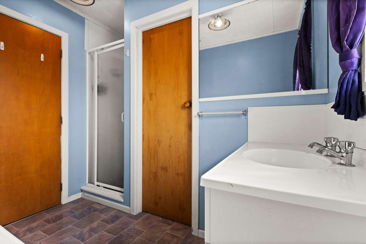 32 Robinson Crescent_5