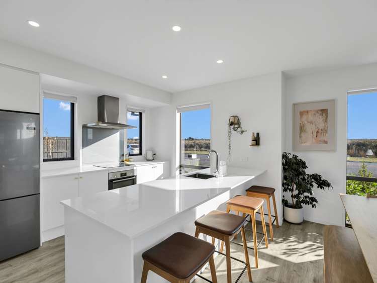 882 Goulds Road_2