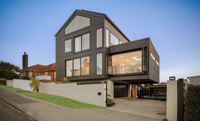 St Heliers minimalist home with a ‘zen’ attic and big views heads to auction