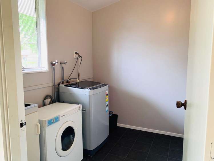 16 Elmwood Drive Mosgiel_10