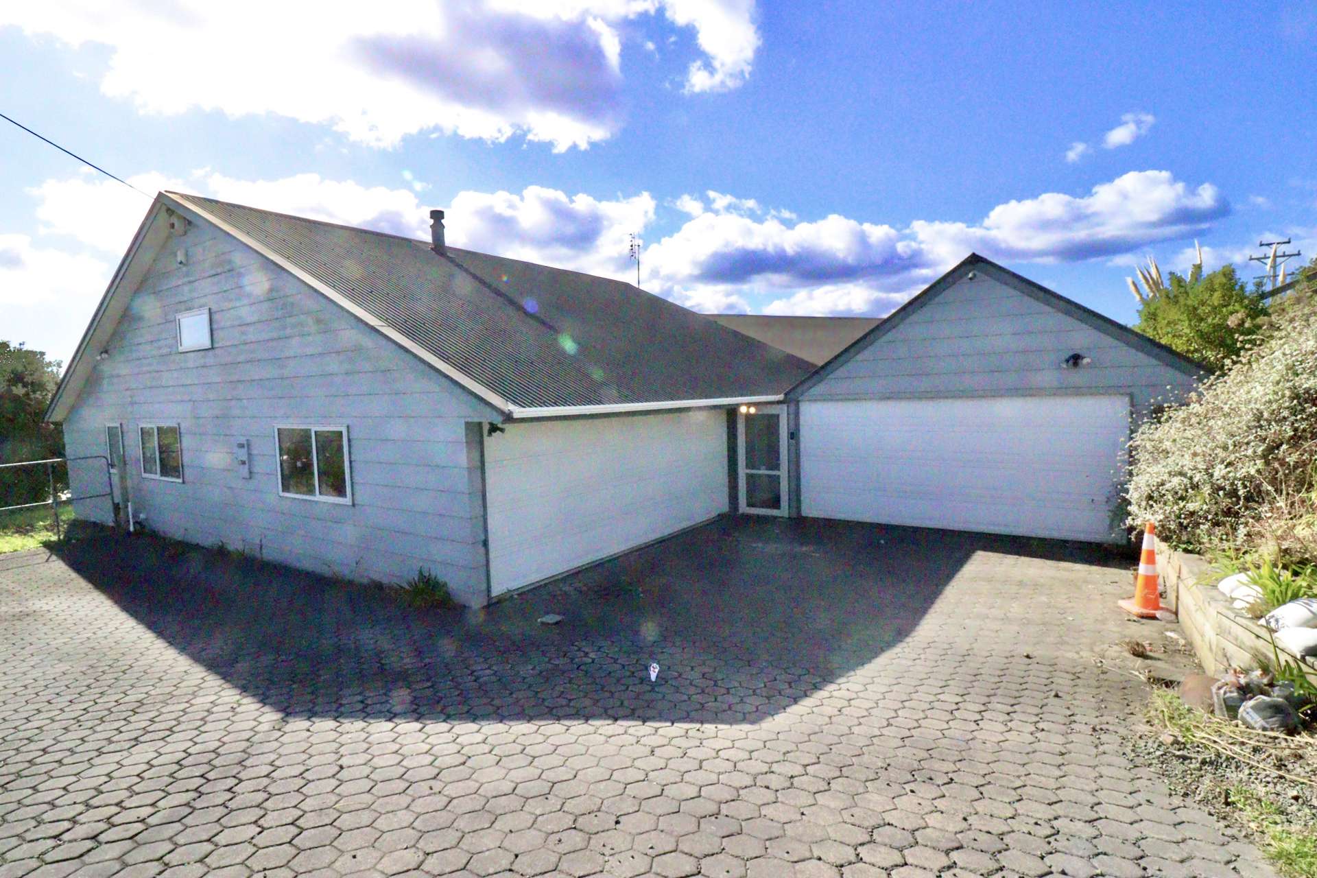 18 Blue Gum Avenue Stillwater Greymouth Houses for Rent One Roof