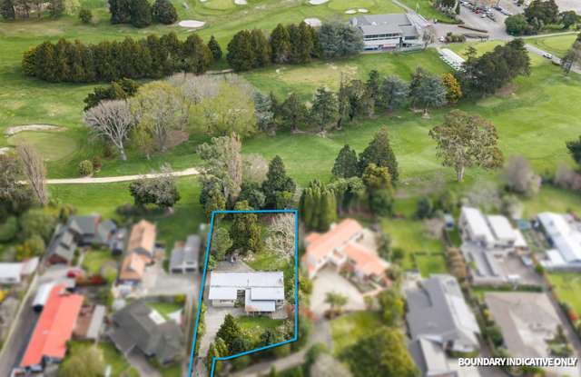 Golf Course Frontage - A Rarity