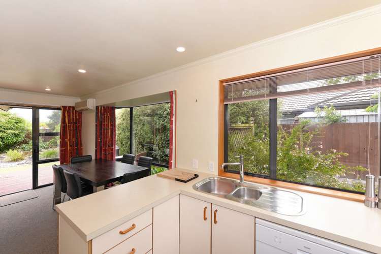 11 Albizia Place Richmond_5