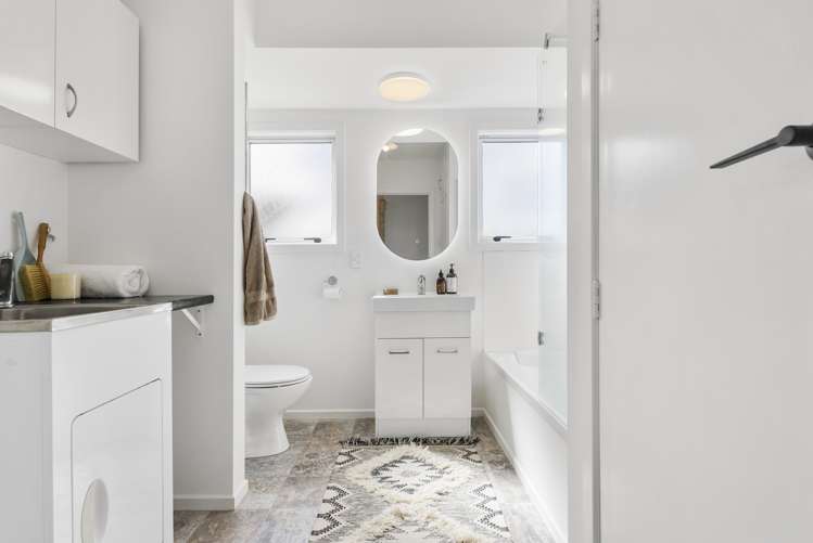 7 Innisfree Drive Ellerslie_15