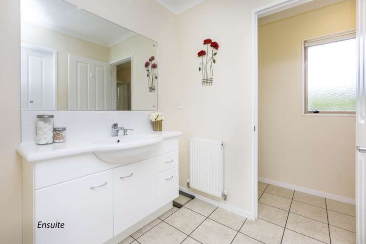 12 Opal Avenue Timberlea_15