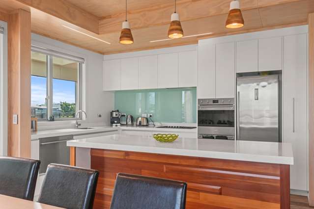 1 Roore Street Foxton Beach_3