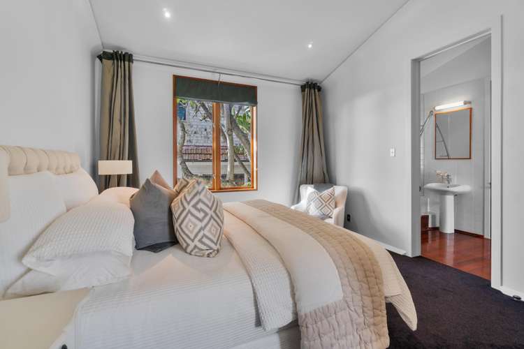 66 Paritai Drive Orakei_33