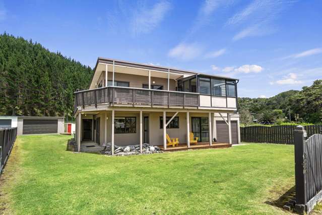 A coastal paradise at Ohawini Bay