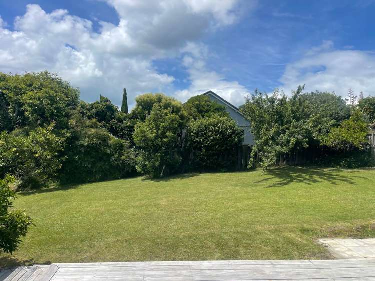 4/4 Penzance Road Mairangi Bay_10