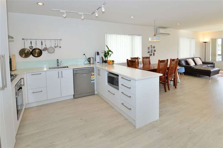 251 Alec Craig Way Gulf Harbour_7