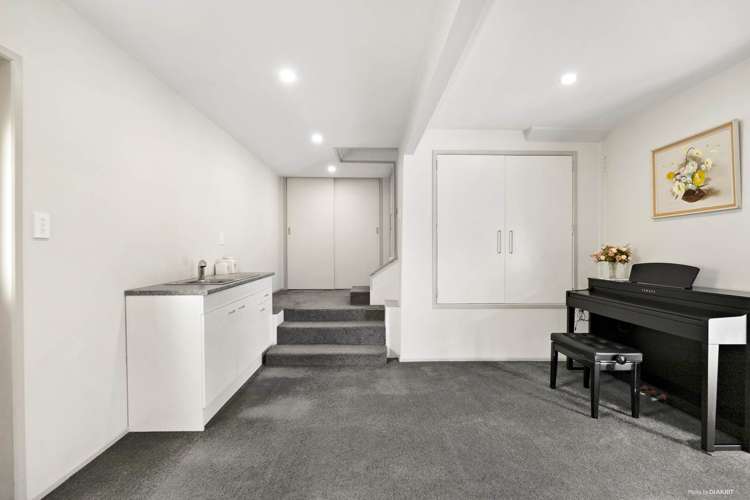 1034 New North Road Mount Albert_14