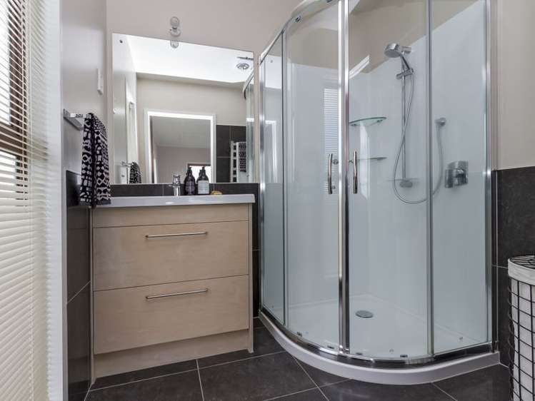 3 Patons Road Howick_17