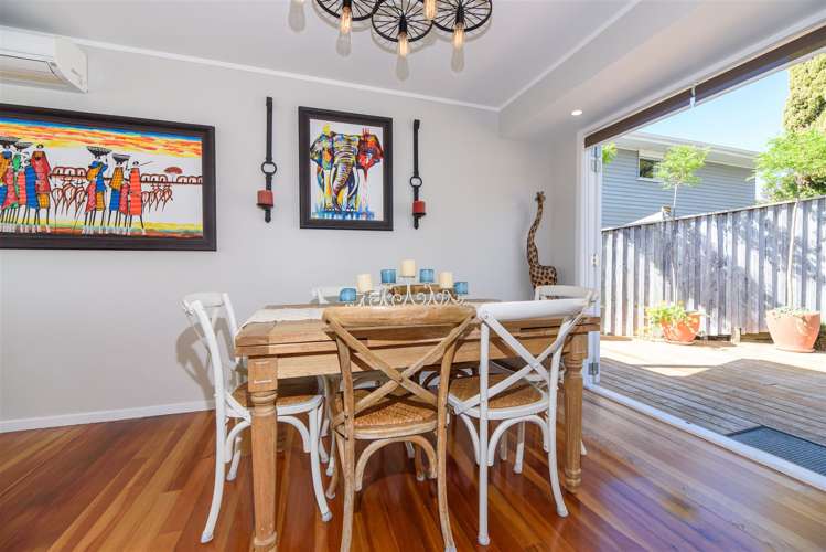 15 Fairdale Place Birkdale_5