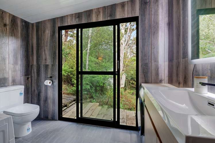 12 Chenery Road Red Beach_21