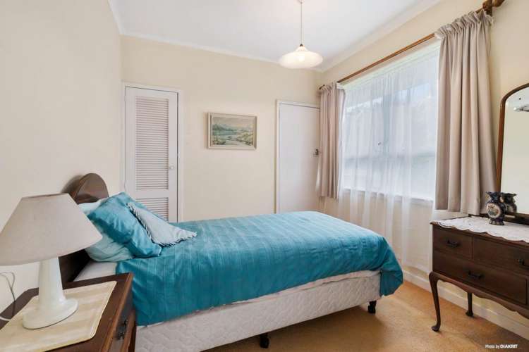 30 Hutchinsons Road Bucklands Beach_15