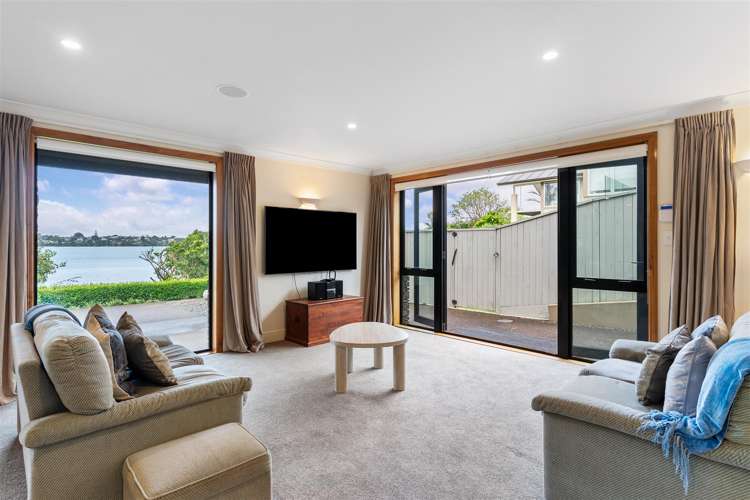 8 Eric Price Avenue Takapuna_27