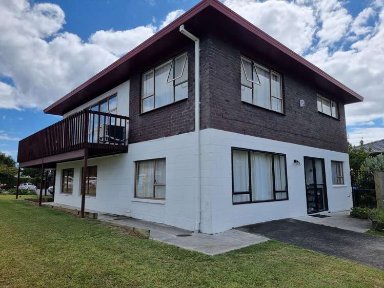 15 Himalaya Crescent_0