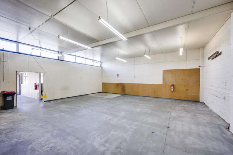 405 Avenue Road East Hastings Central_7