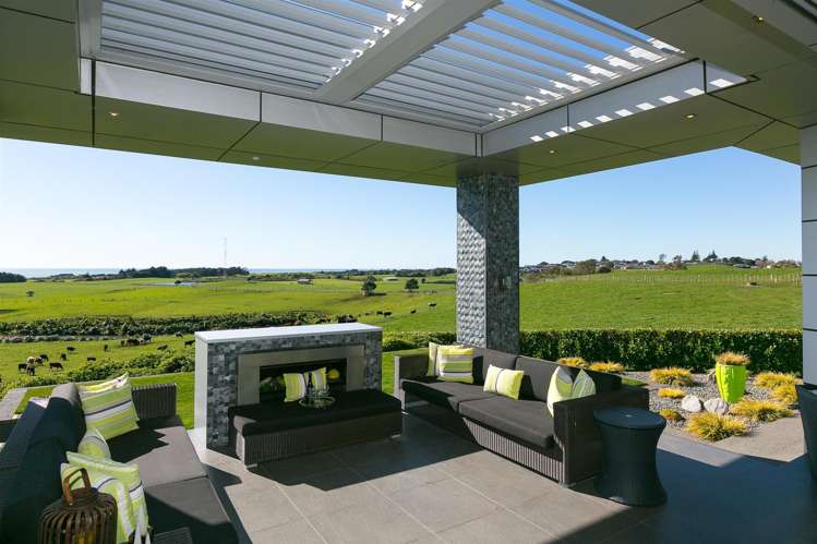 16b Links Drive Waiwhakaiho_8