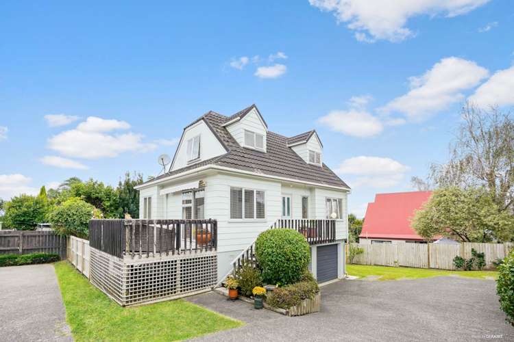 2/116 Bradbury Road Botany Downs_16