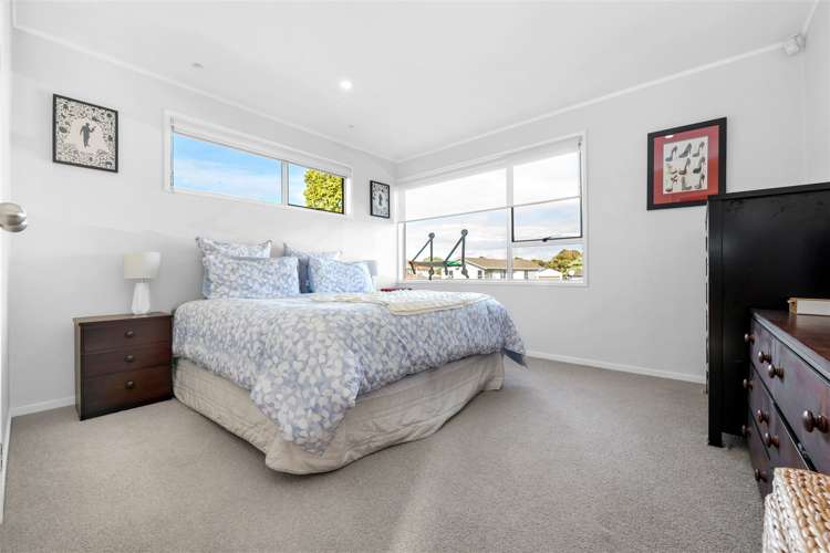 2 Gambare Place Wattle Downs_10