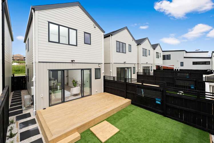 20 Toetoe Street Westgate_23