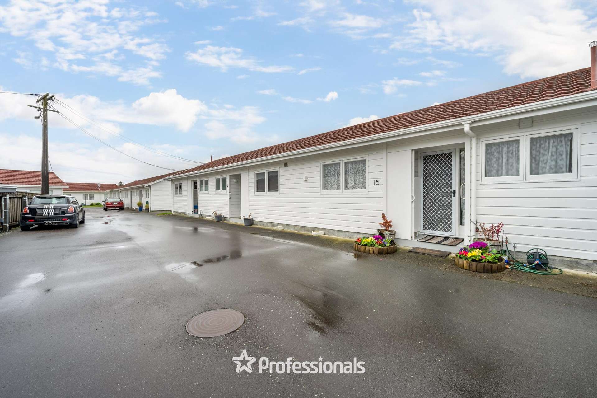 15/1079 High Street Taita_0