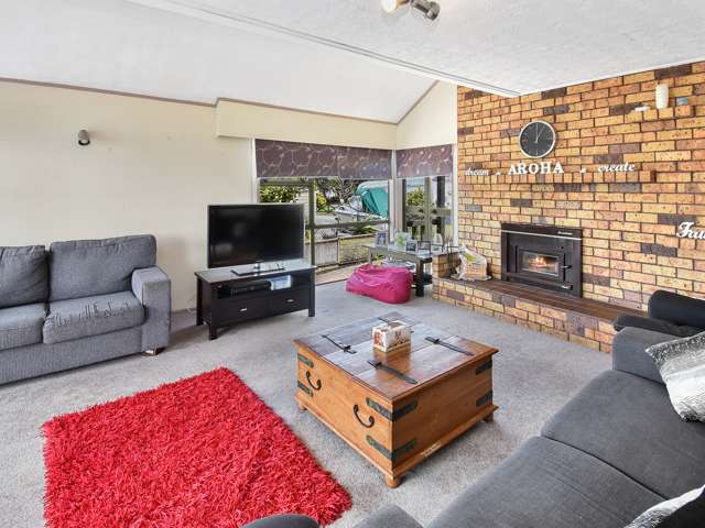 13a Lawson Way Manurewa_4