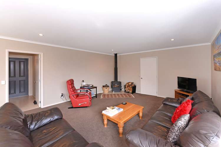 5 Ruataniwha Drive Collingwood_9