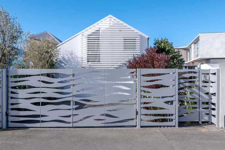 117 Main Road Redcliffs_36