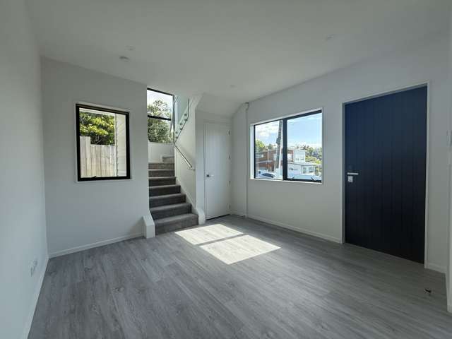 1/33 Garadice Rd Rothesay Bay_1