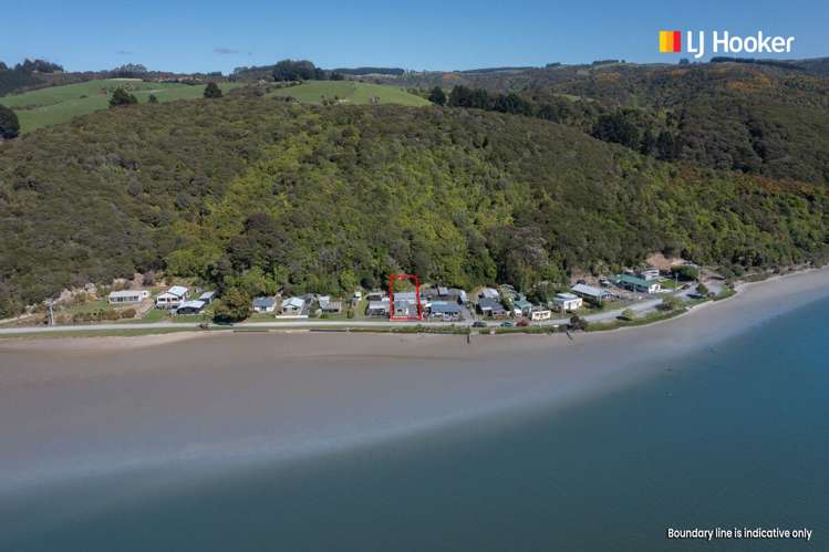 37 Riverside Road Taieri Mouth_13