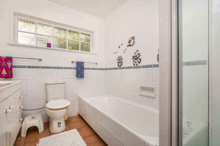 14 Porter Avenue Te Atatu South_10