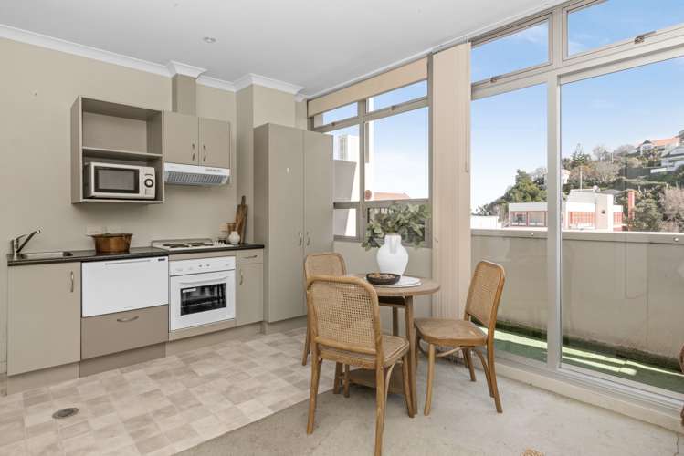 3j/3 Shakespeare Road Napier South_9