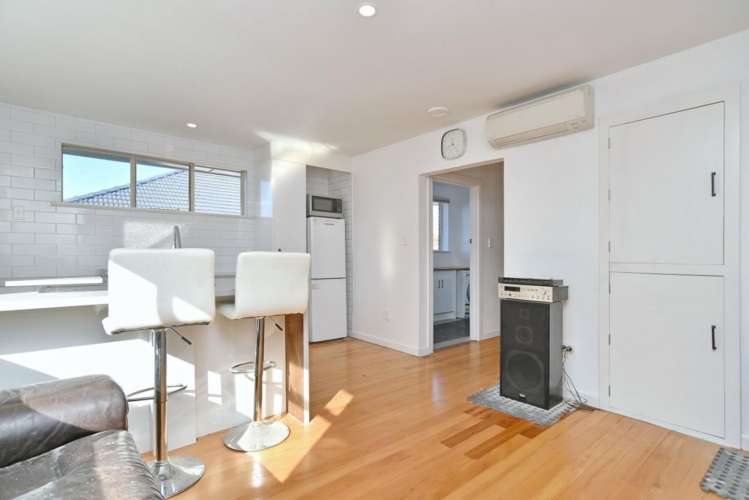 13 Lyndhurst Crescent Aranui_10