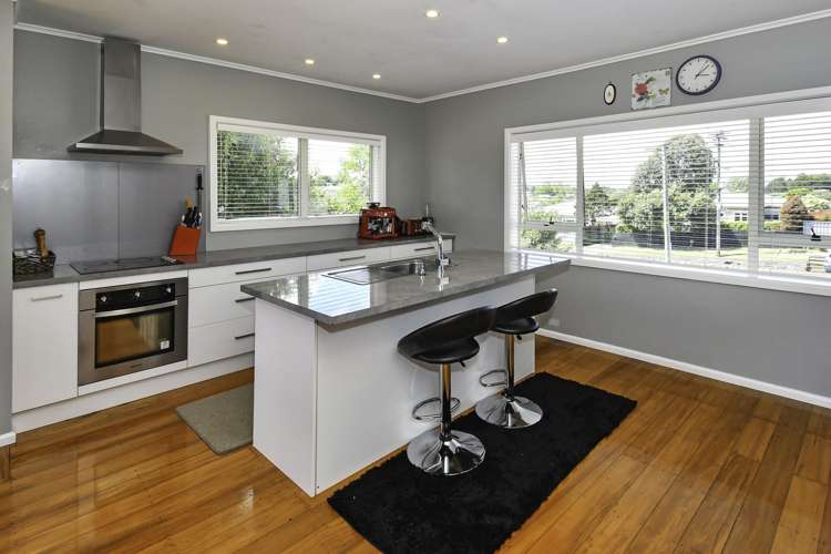 34 Helvetia Road Pukekohe_2