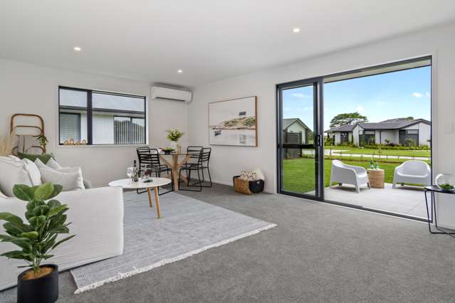 25 Arran Drive Aongatete_4