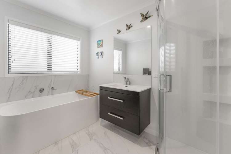 1 Makomako Crescent Wharewaka_12