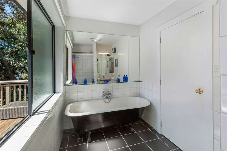 40 Calais Terrace Ostend_21