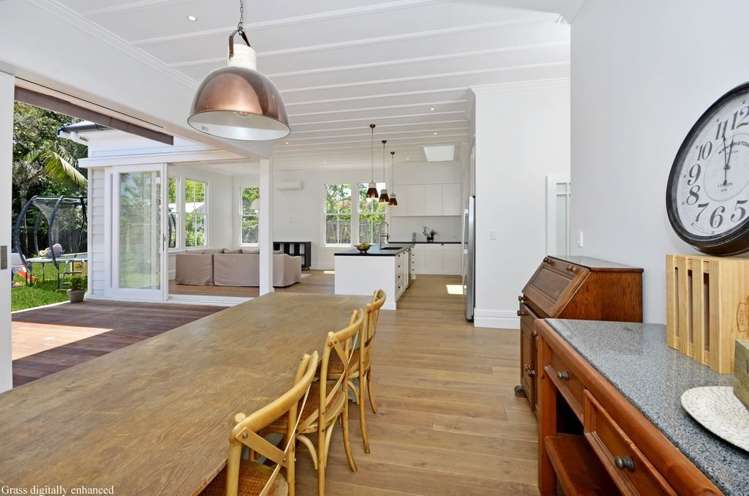 28 Mozeley Avenue Devonport_11