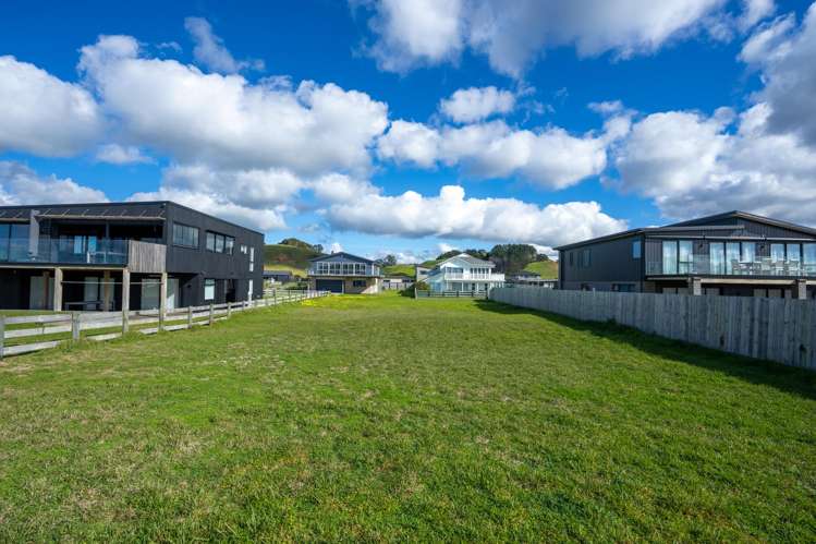 4 Christie Close Pataua North_19